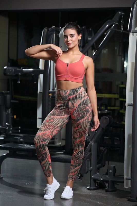 quality Keyhole Back Sports Bra Moisture Wicking Four Way Stretch Medium Support factory